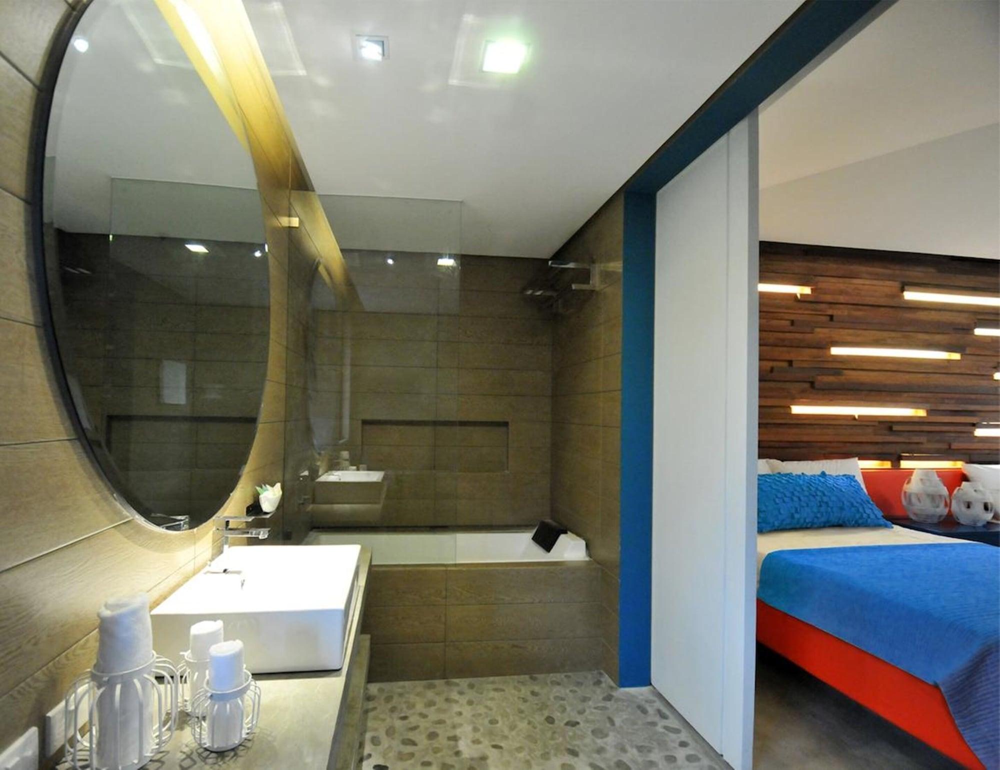 Astoria Palawan Resort 5*